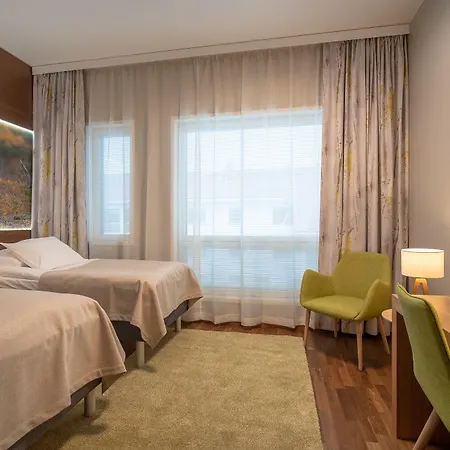 Kultahippu & Hotel 4*