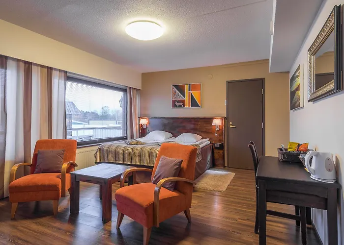 Kultahippu & فندق إيفالو